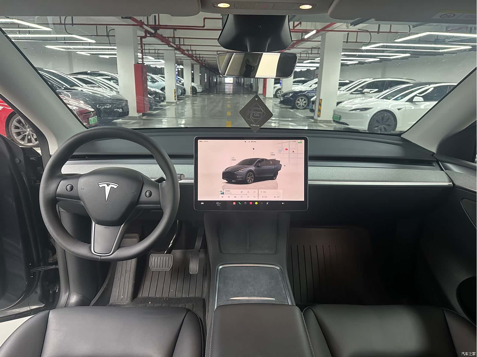 Tesla Model Y, 2024 8