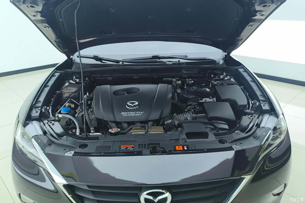 Mazda CX-4, 2019 10
