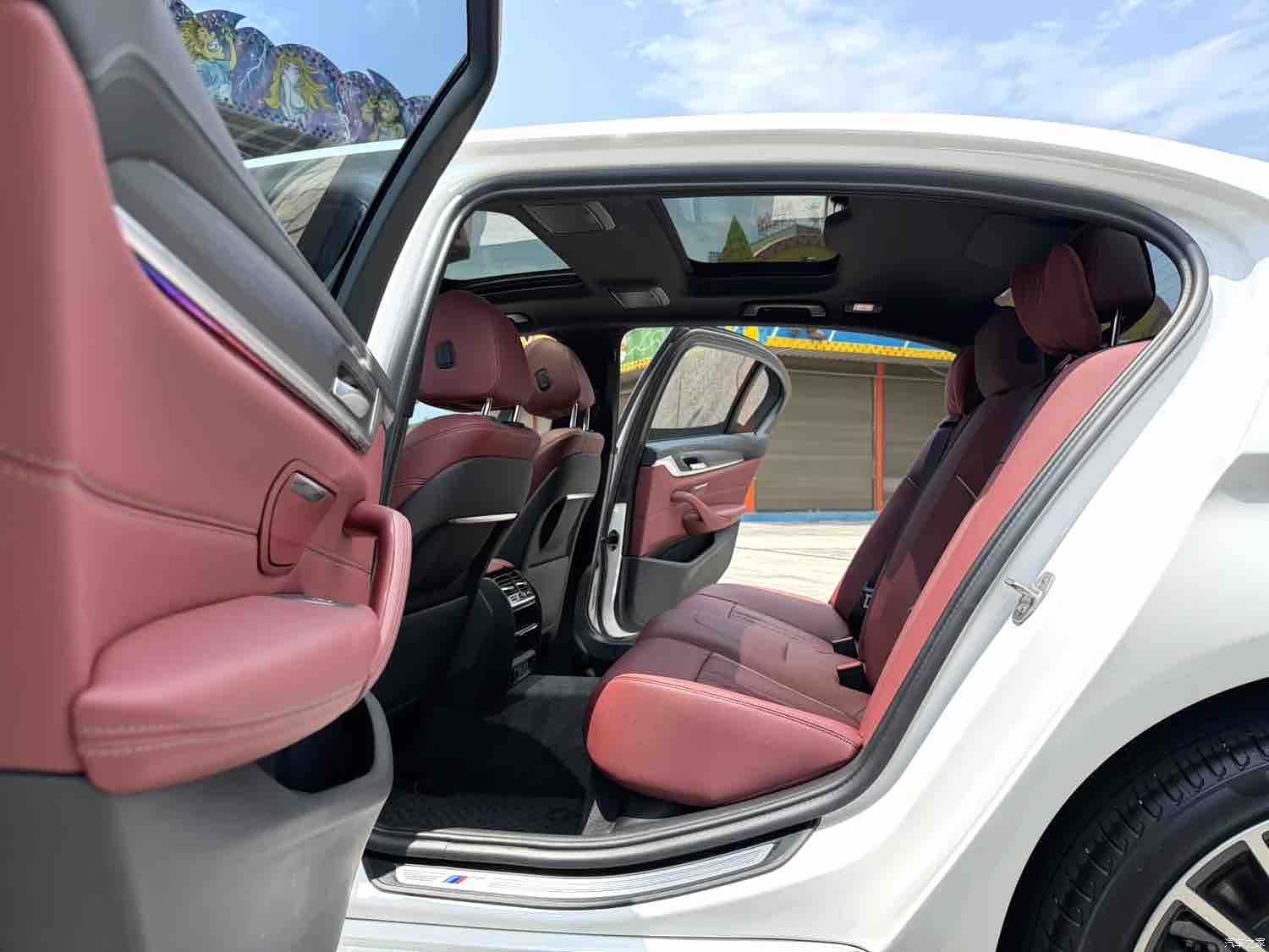 BMW 5 Series, 2022 4