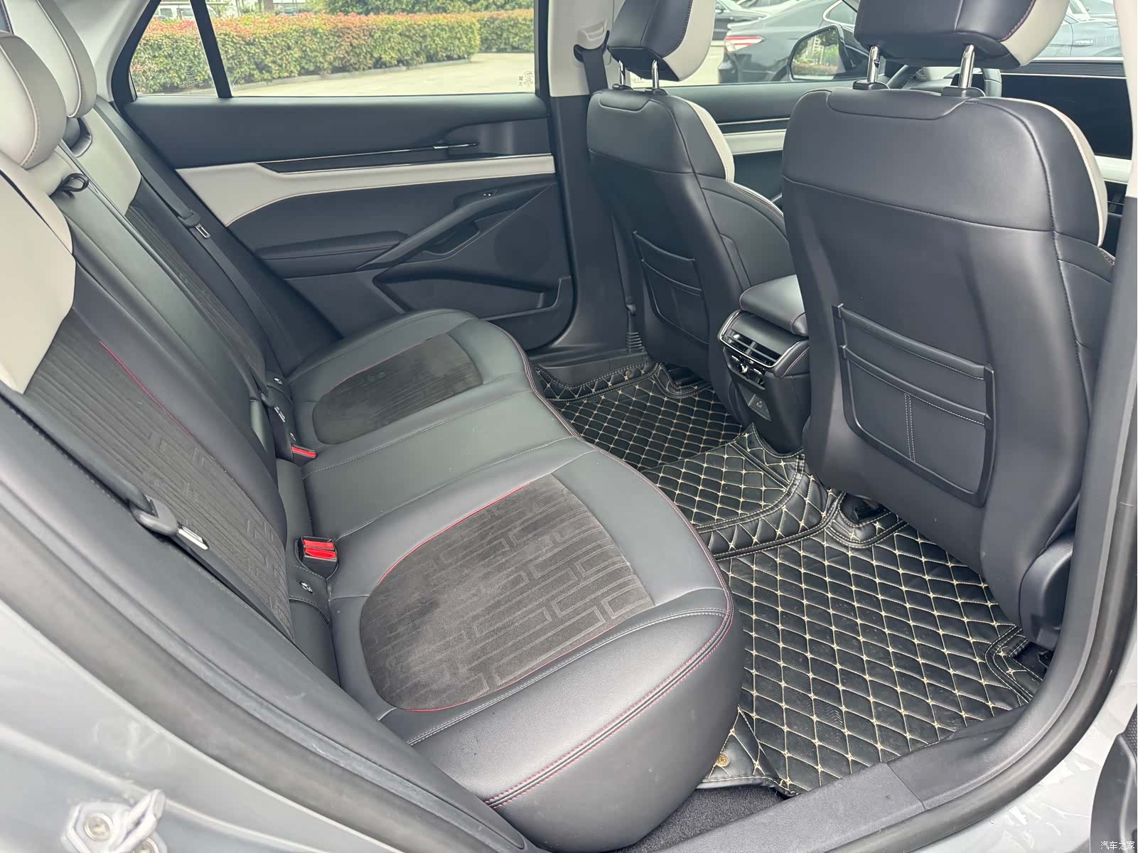 Ford Mondeo, 2022 12