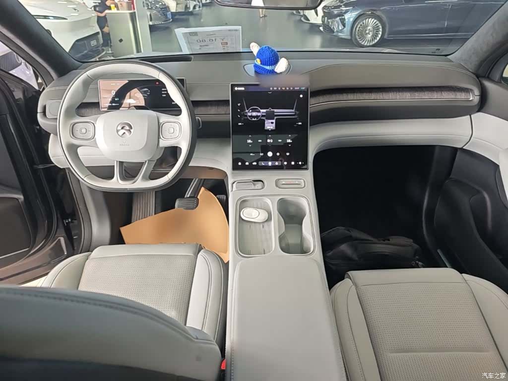 NIO ES6, 2024 10