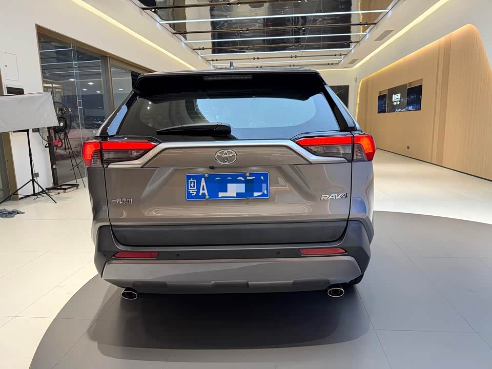 Toyota RAV4 Rongfang