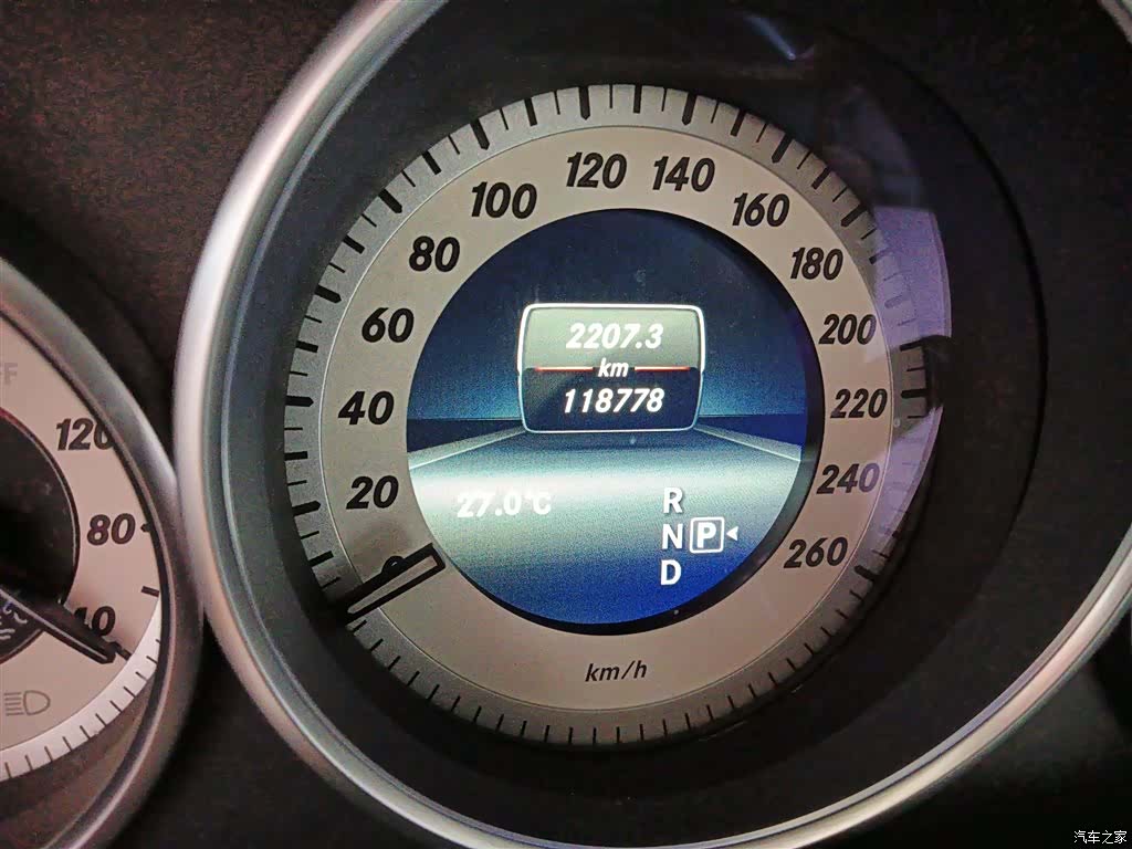 Mercedes-Benz E-Class, 2014 12