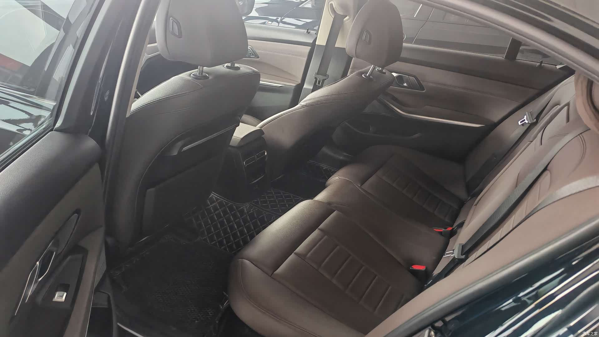 BMW 3 Series, 2020 6