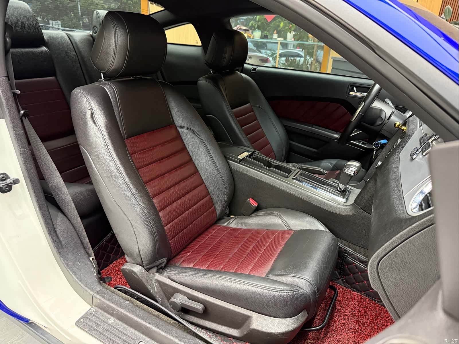 Ford Mustang, 2013 23