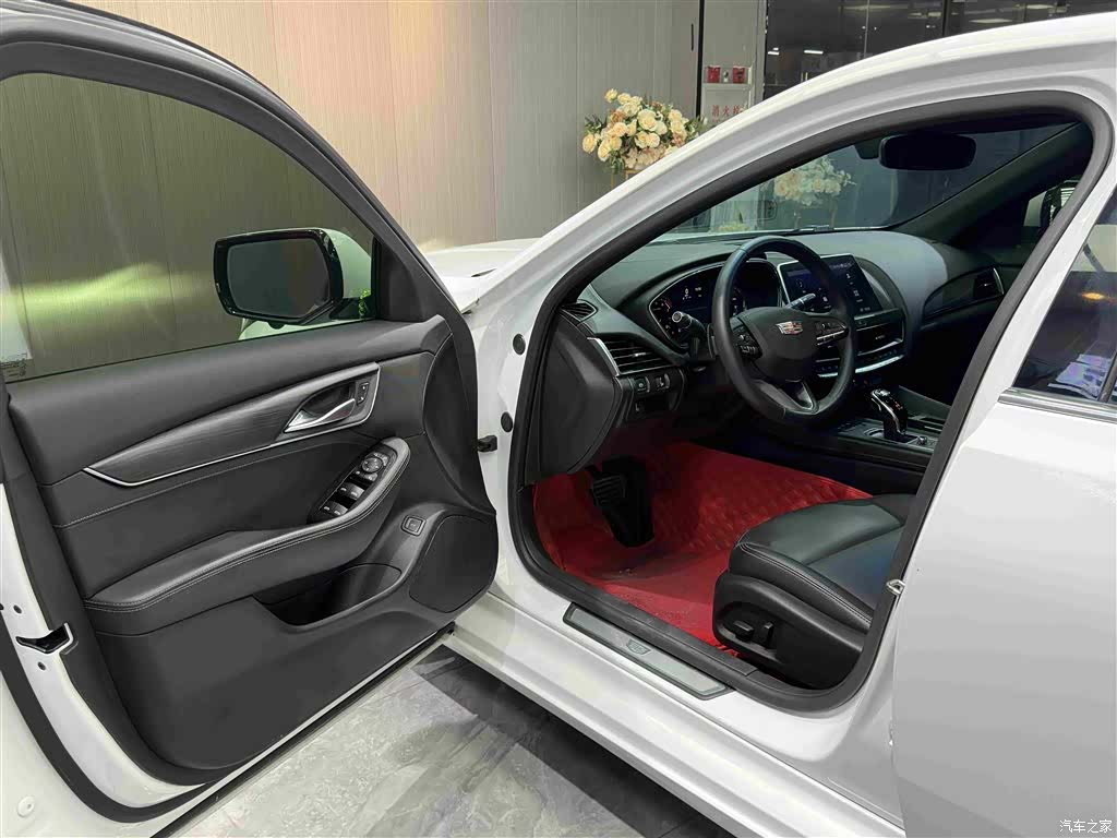 Cadillac CT5, 2021 4