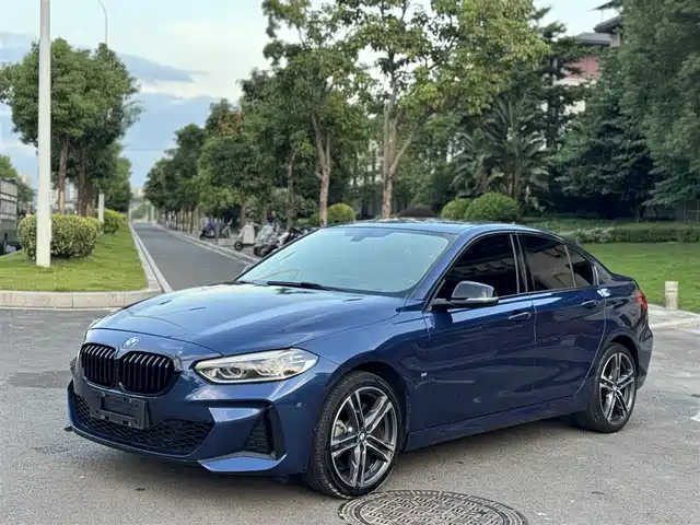 BMW 1 Series 2021 — купить из Китая под заказ