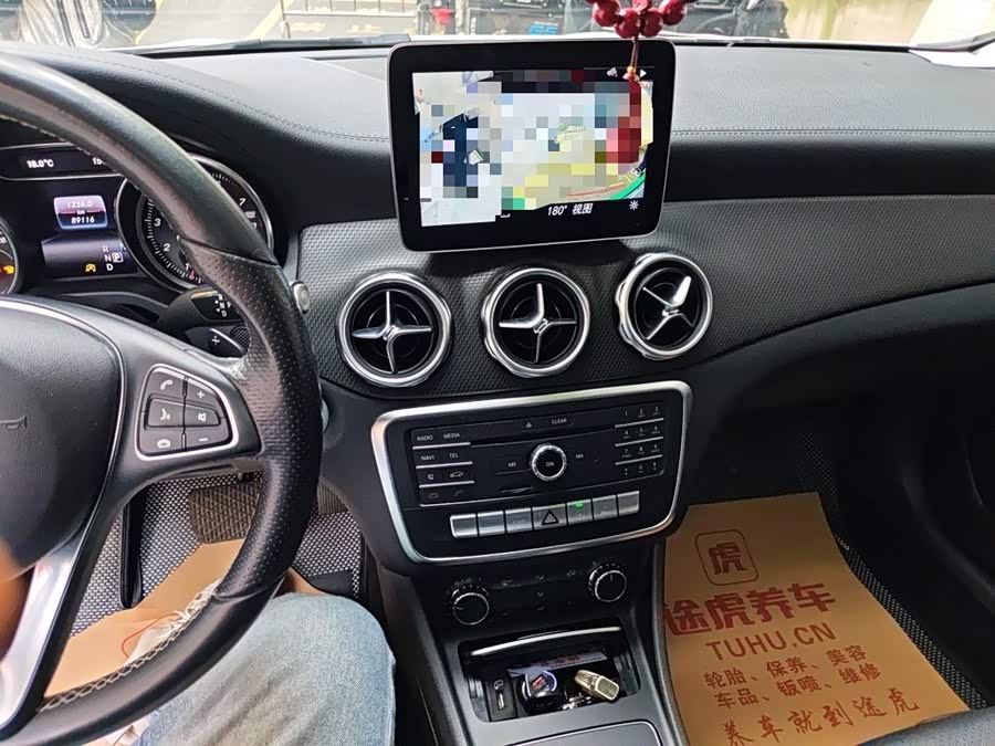 Mercedes-Benz GLA 2018, фото 9