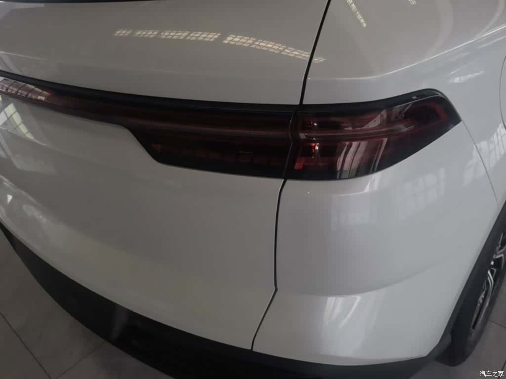 BYD Song, 2024 8