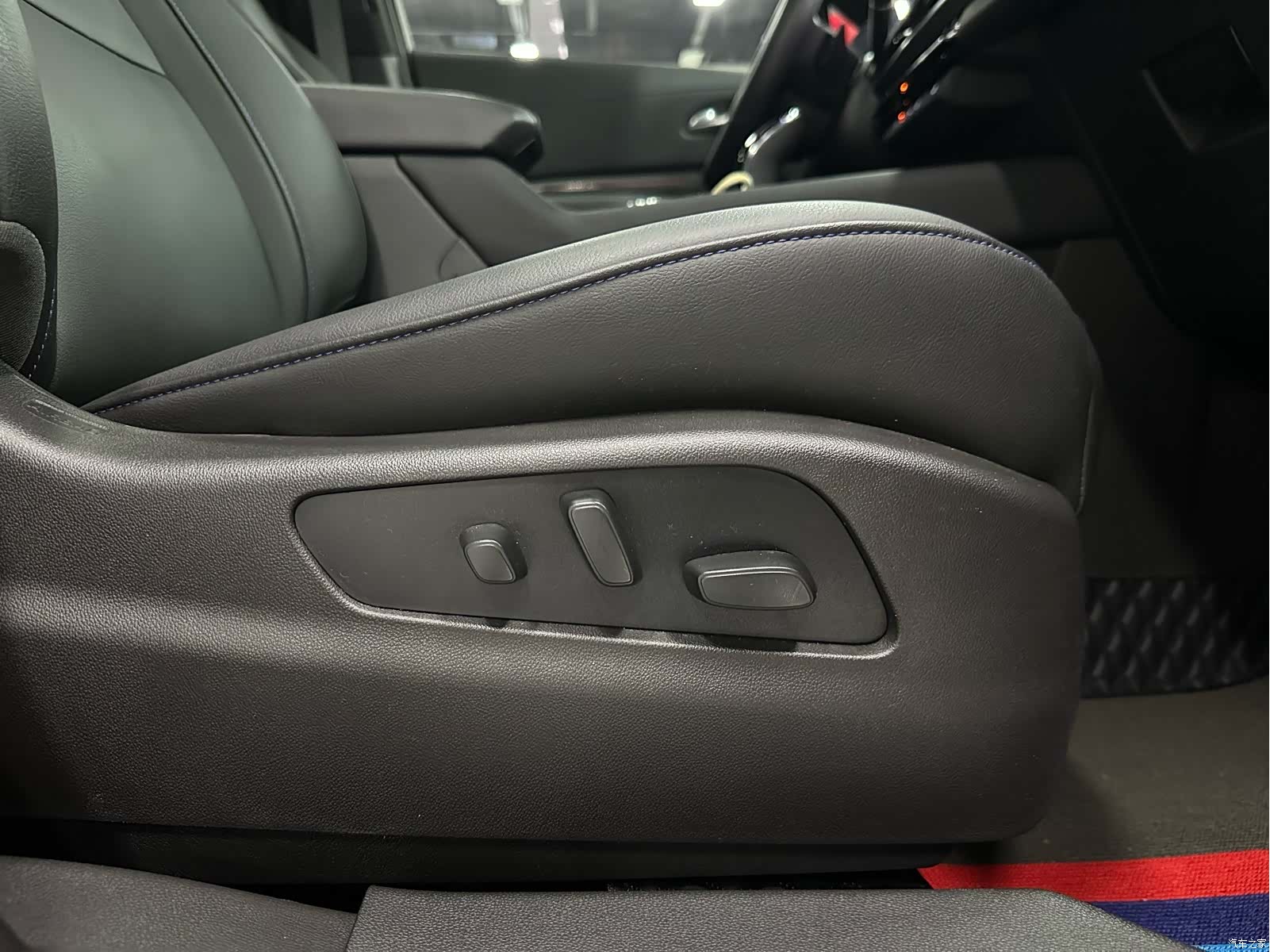Cadillac XT4, 2023 22