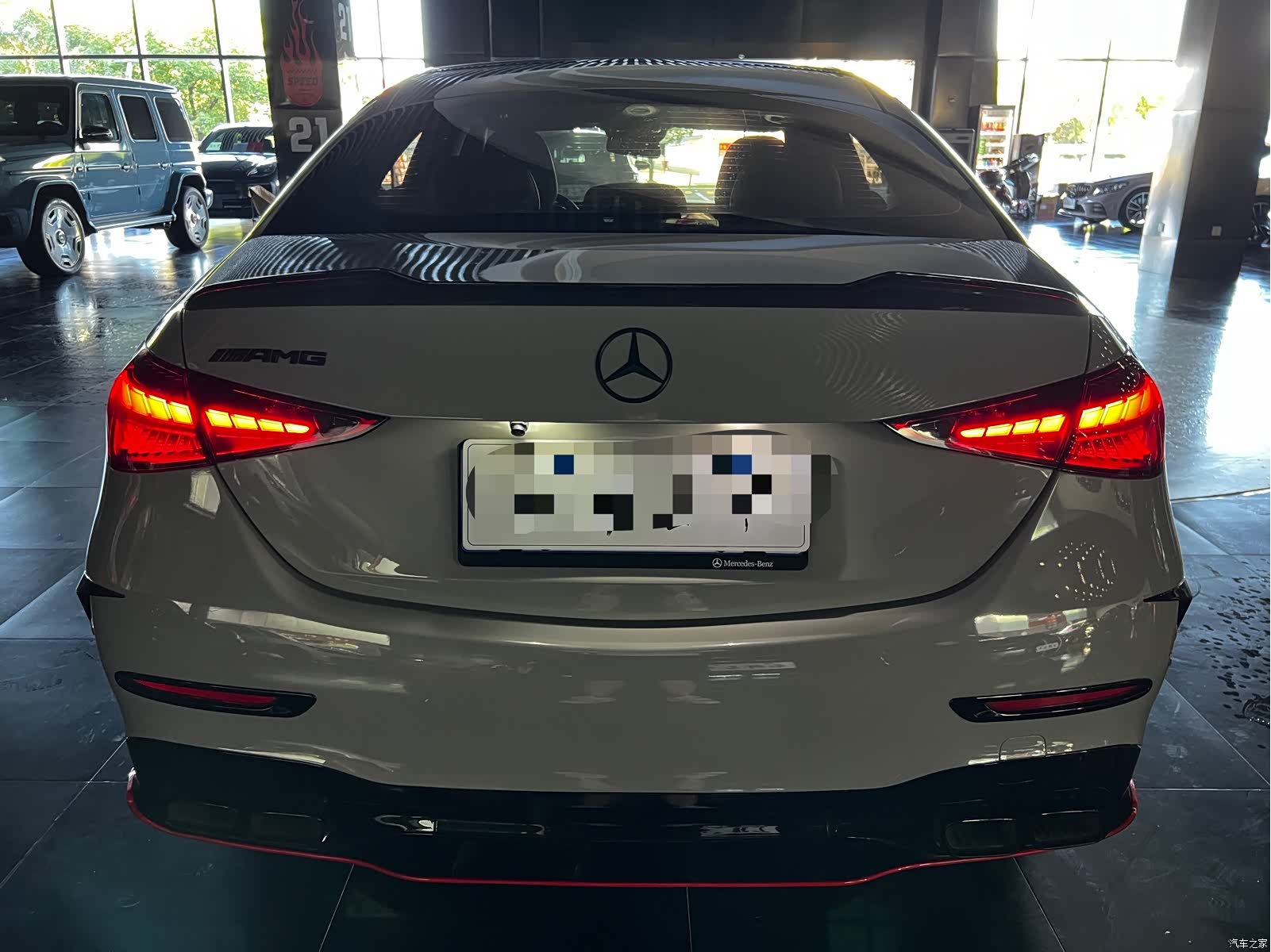 Mercedes-Benz C-Class, 2023 18