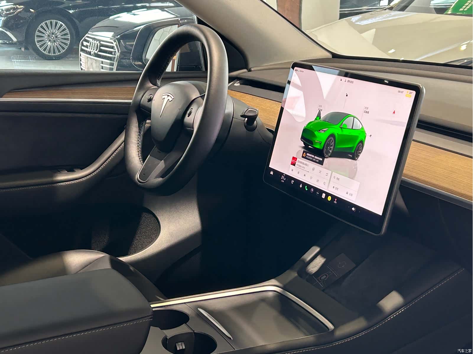 Tesla Model Y, 2022 20