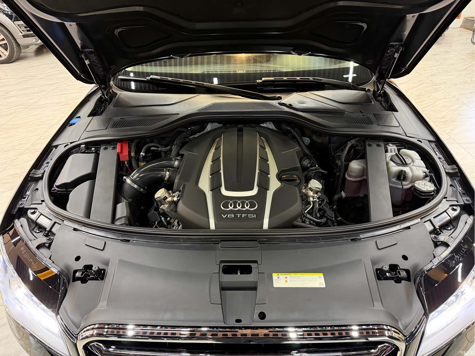 Audi A8L, 2013 26