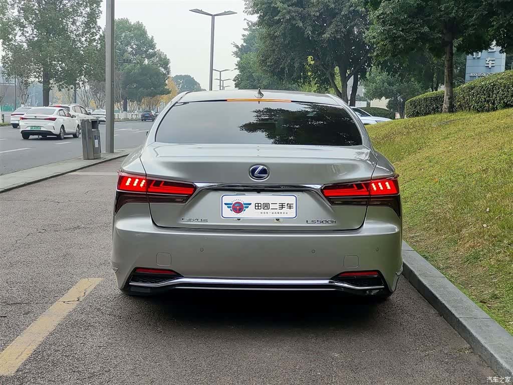 Lexus LS, 2021 все фото
