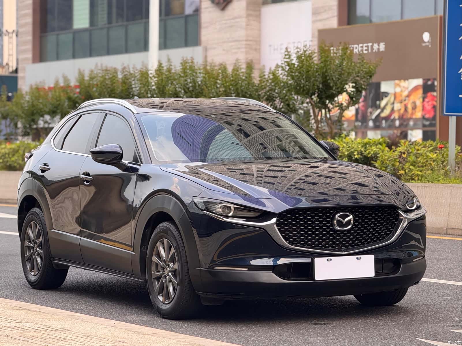 Mazda CX-30, 2021 все фото