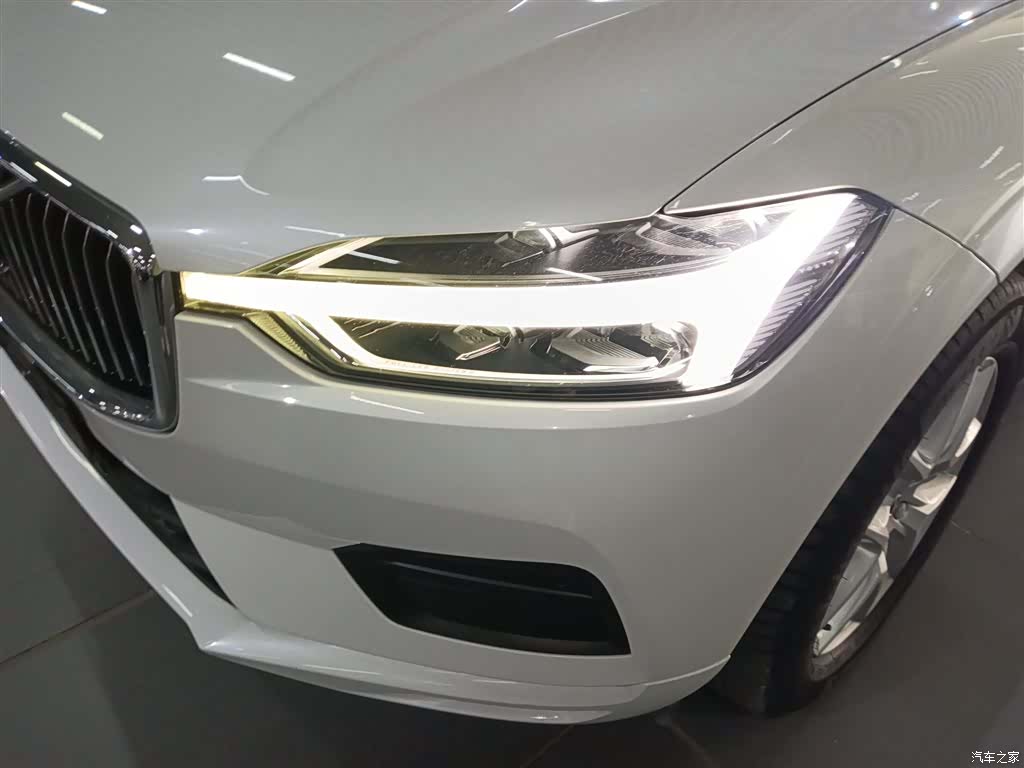 Volvo XC60, 2019 18