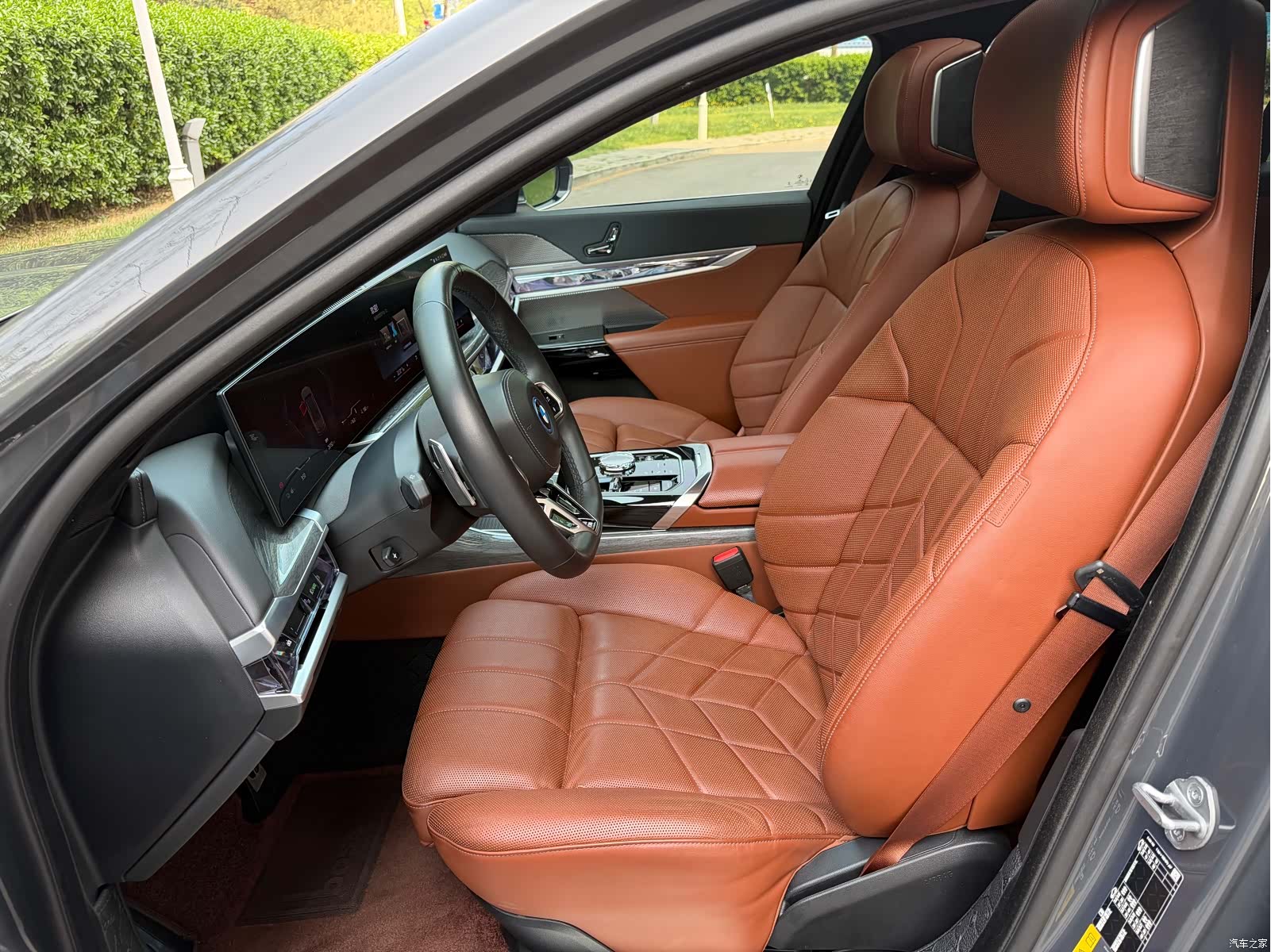 BMW i7, 2023 9