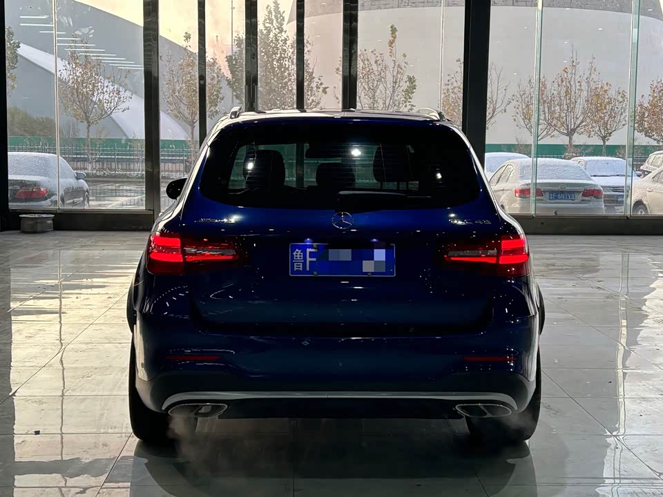 Mercedes-Benz GLC AMG