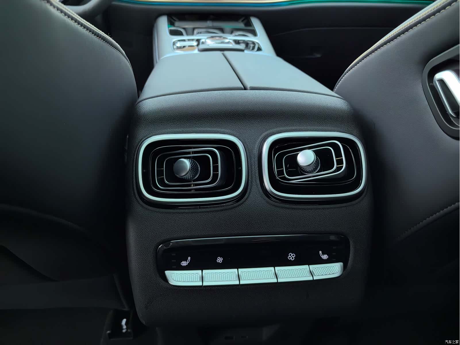 Chery Tiggo 9, 2024 31