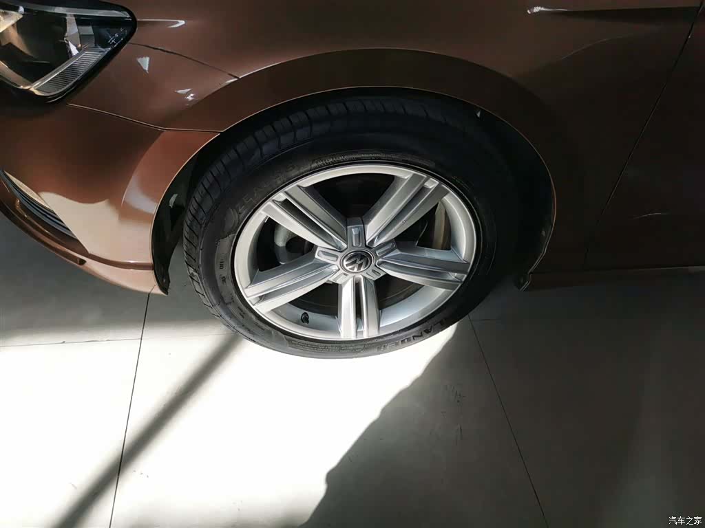 Volkswagen Lamando, 2015 25