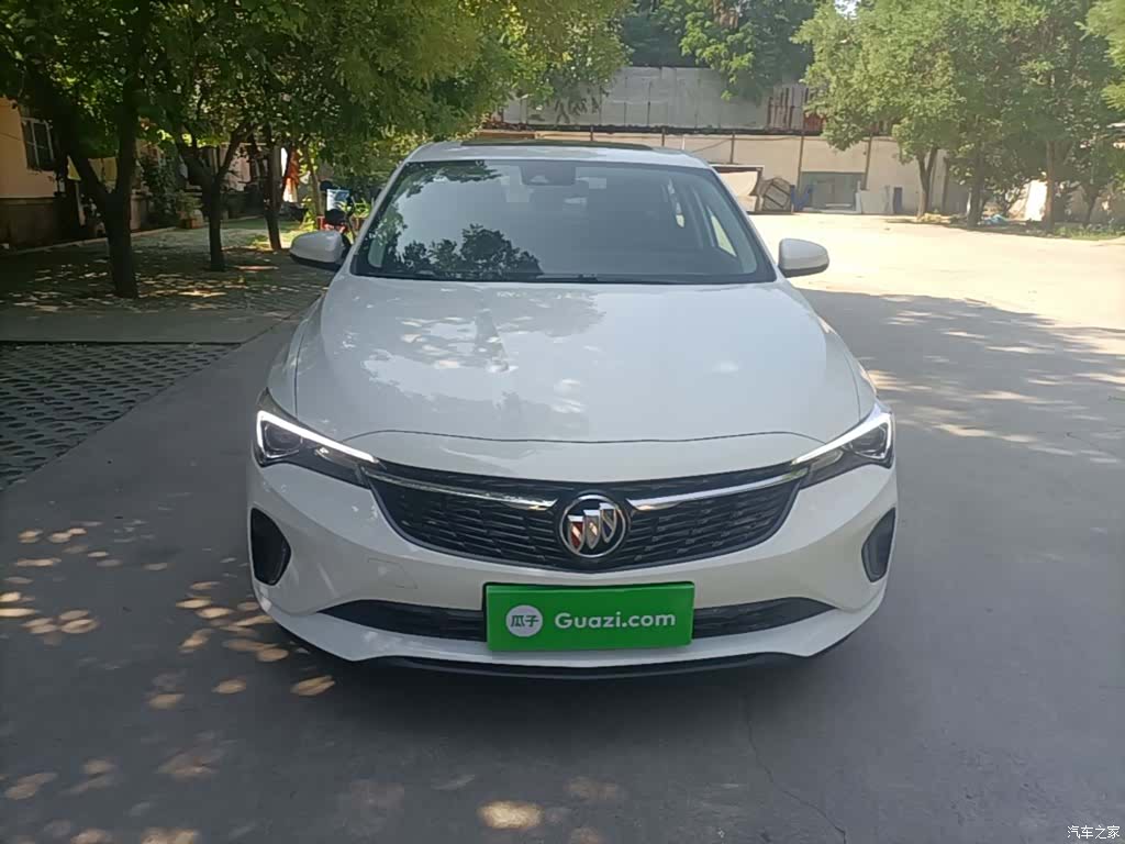 Buick Verano, 2022 3