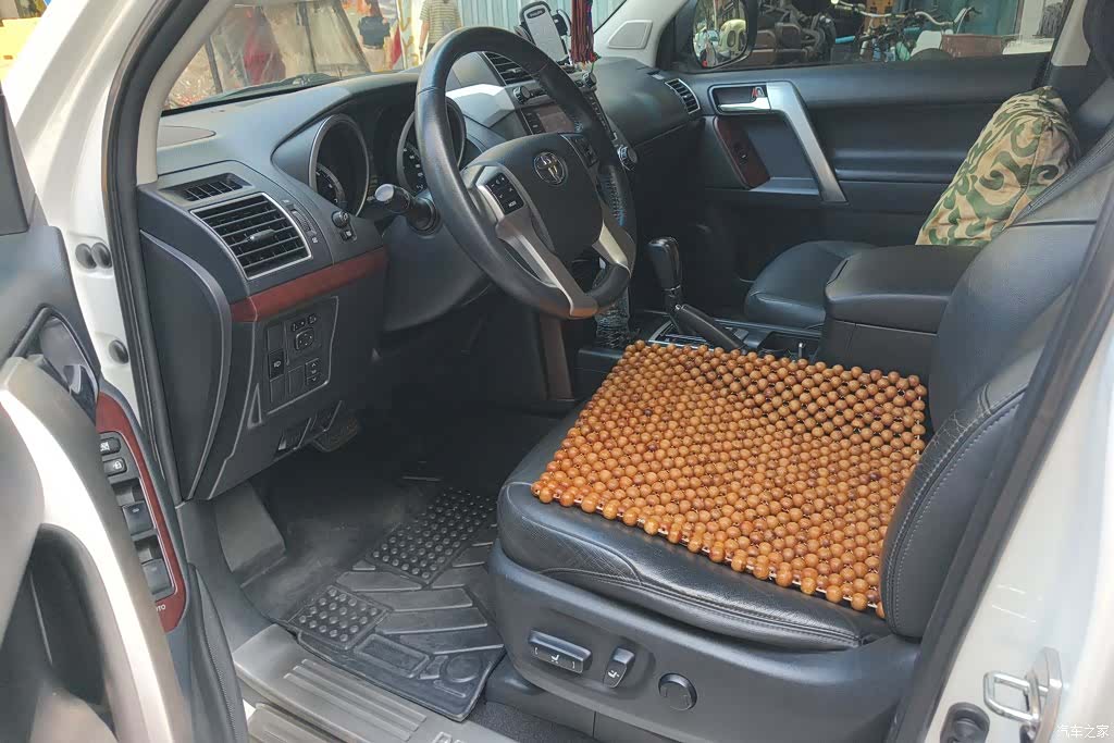 Toyota Prado, 2015 9