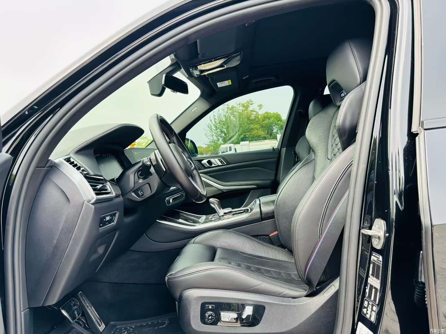 BMW X5, 2022 все фото