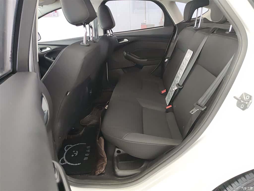 Ford Focus, 2018 17