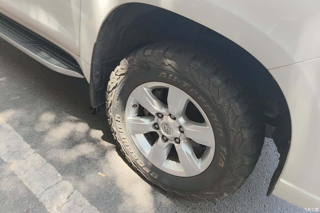 Toyota Prado, 2015 6