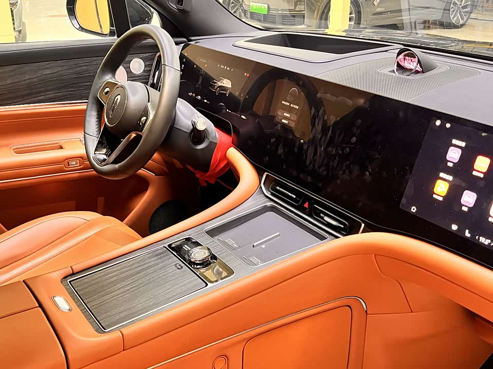 AITO Ask the world M9