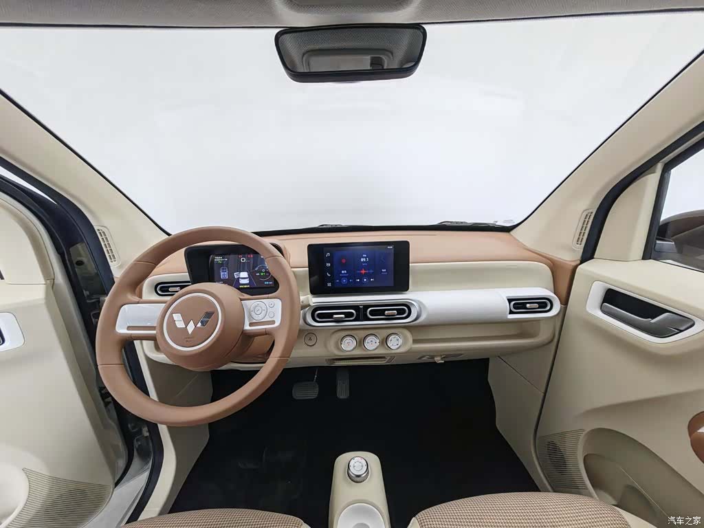 Wuling MINIEV, 2024 все фото