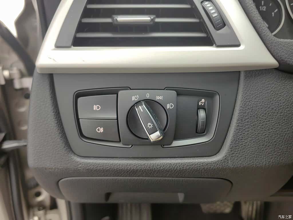 BMW 3 Series, 2016 21