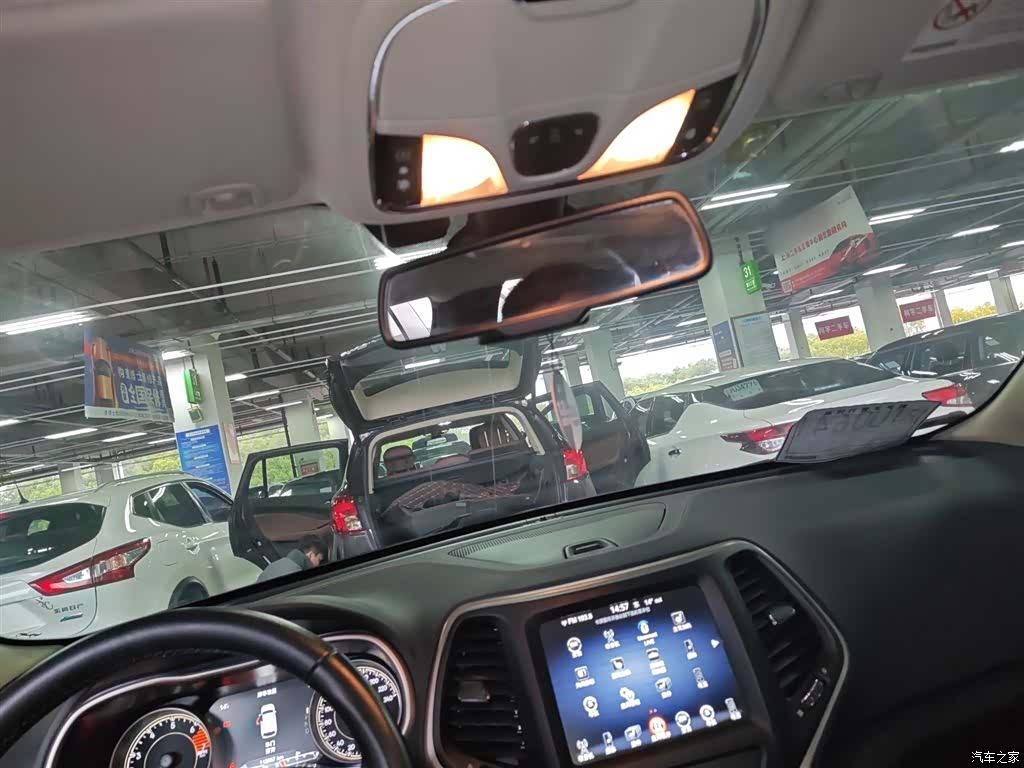 Jeep Cherokee, 2016 14