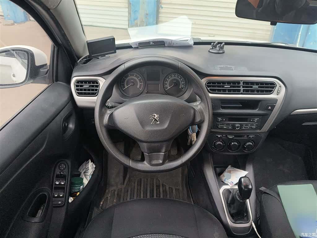 Peugeot 301, 2017 3