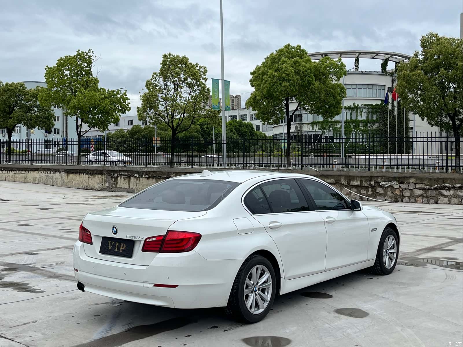 BMW 5 Series, 2013 13