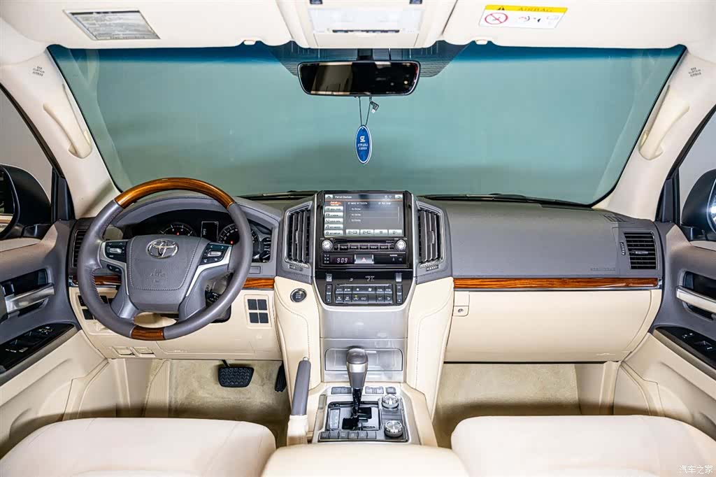 Toyota Land Cruiser, 2017 10