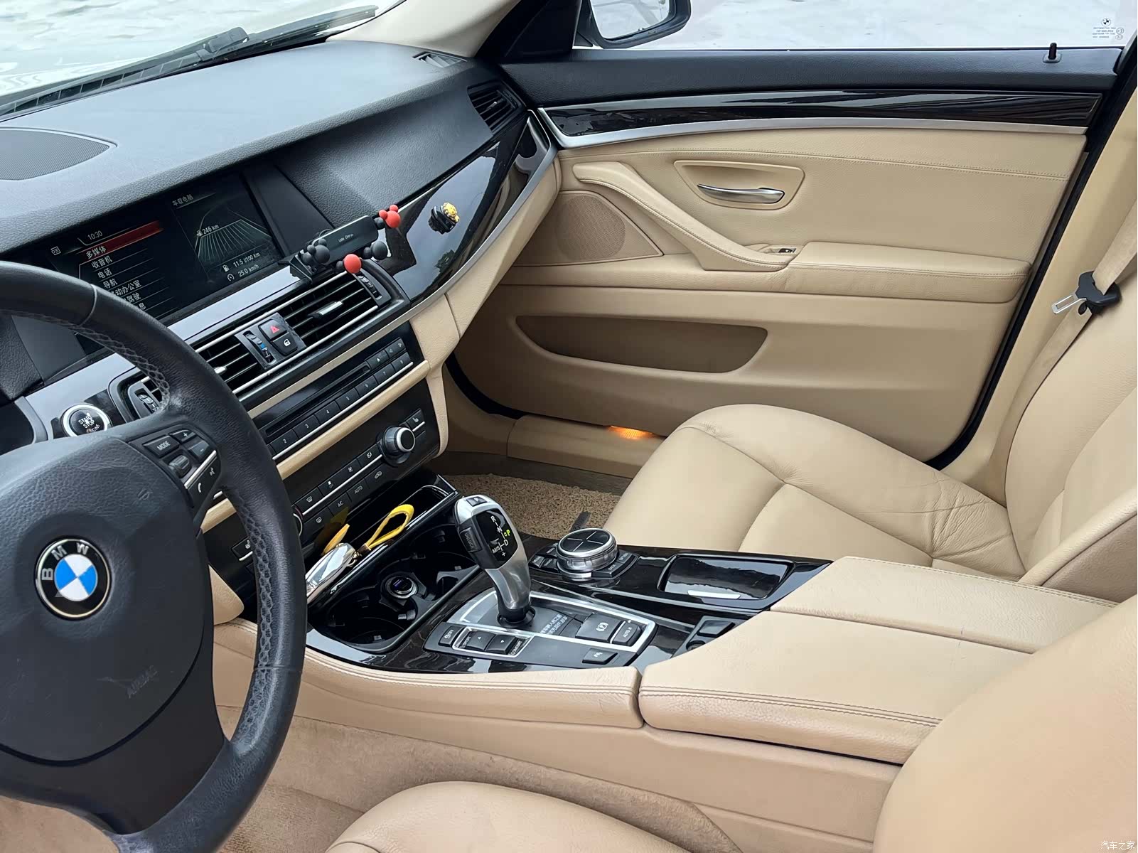 BMW 5 Series, 2013 22