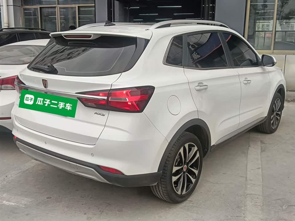 Roewe RX3