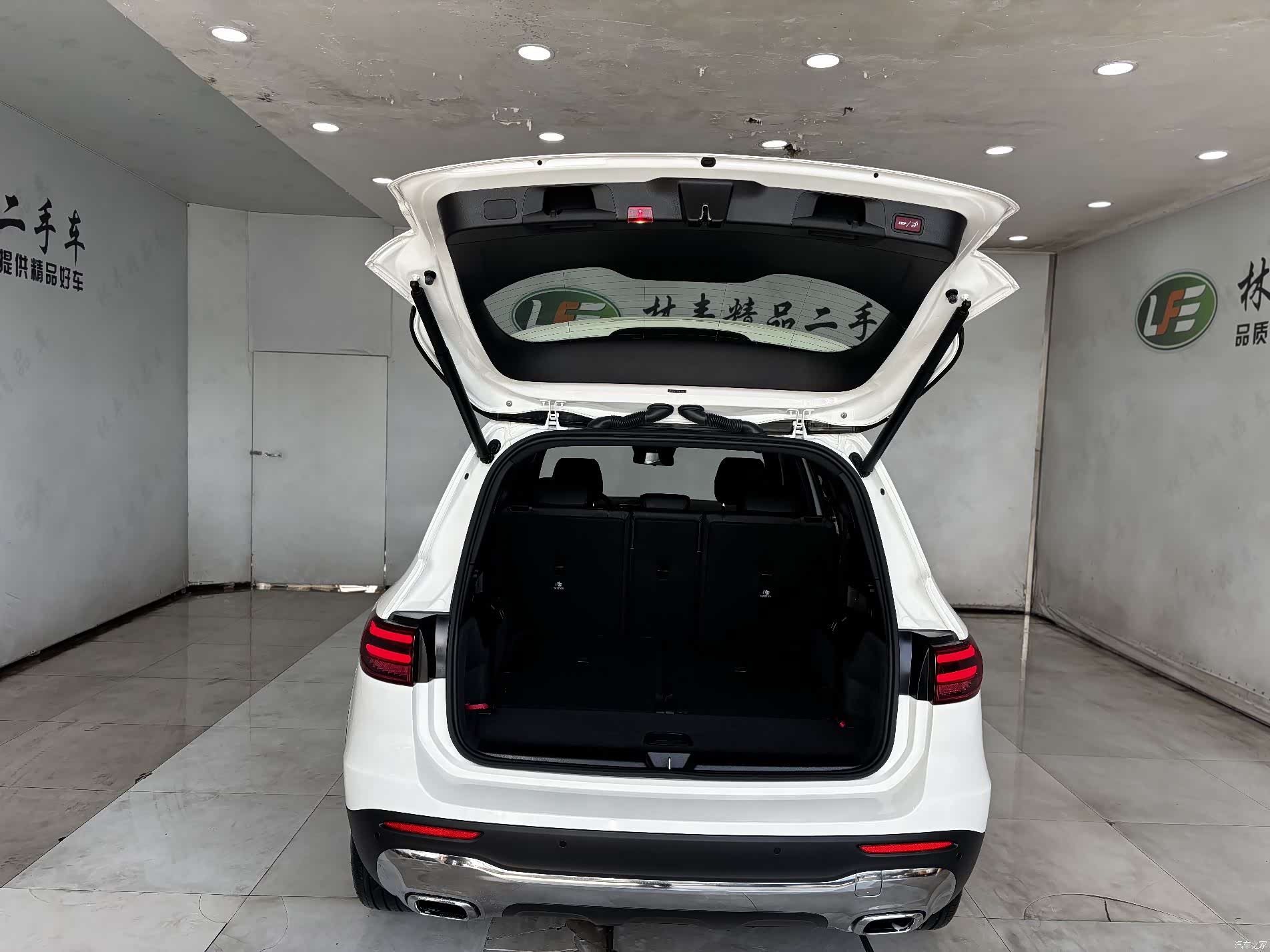 Mercedes-Benz GLB, 2025 27
