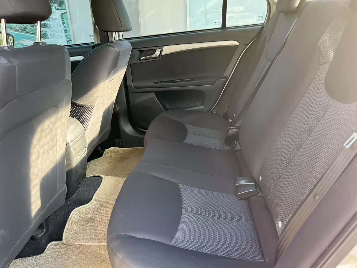 Roewe 350, 2017 все фото