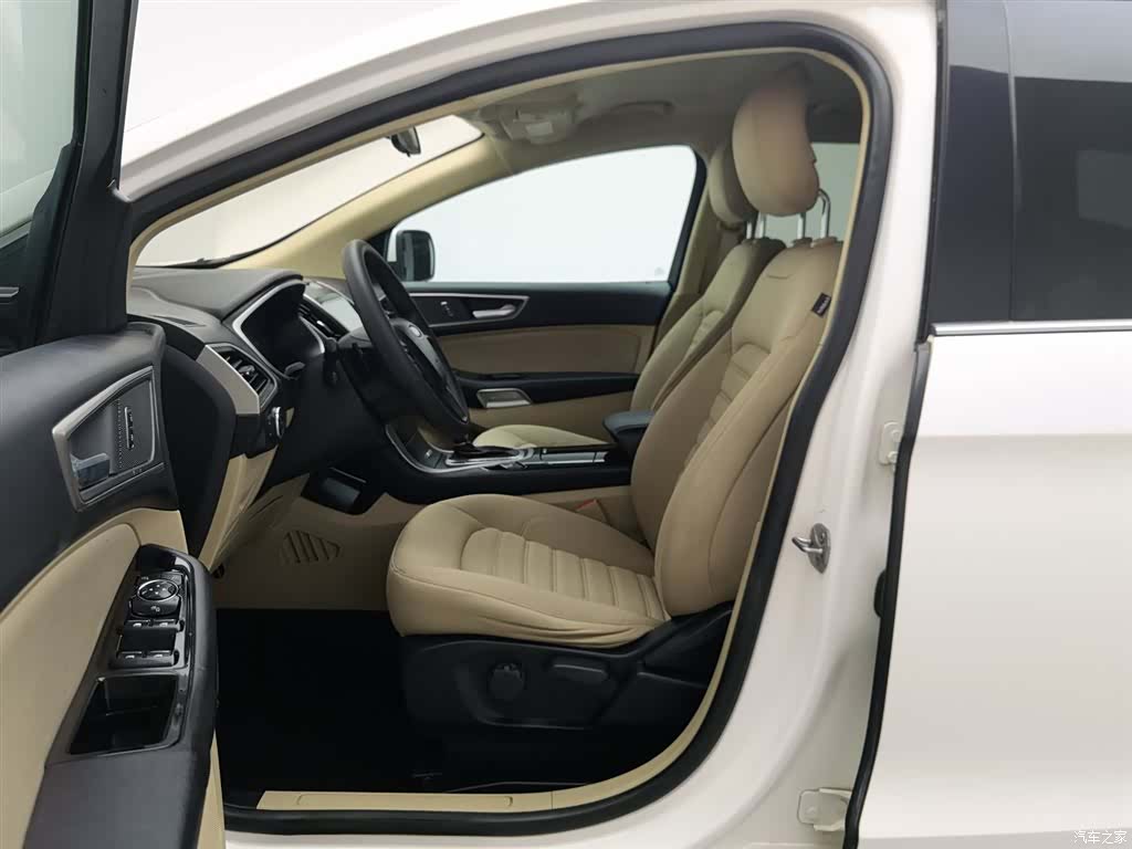 Ford Edge, 2015 10