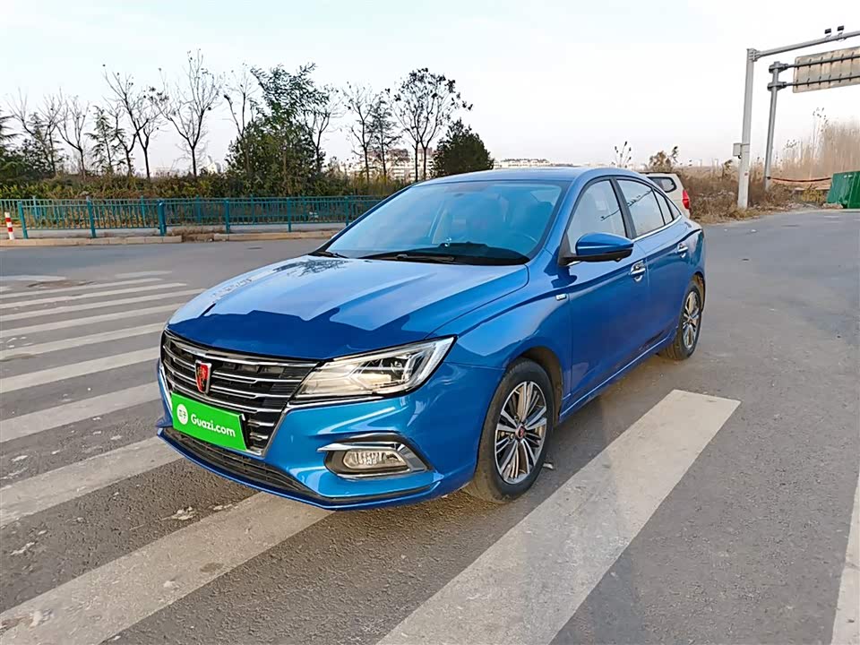 Roewe i5