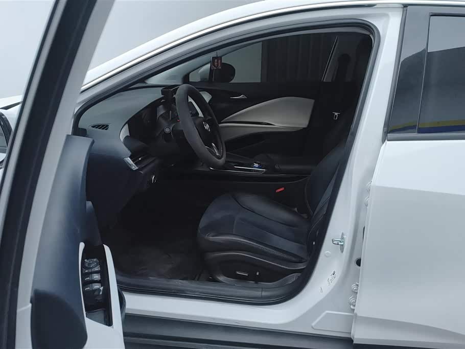 Buick Slightly blue 6