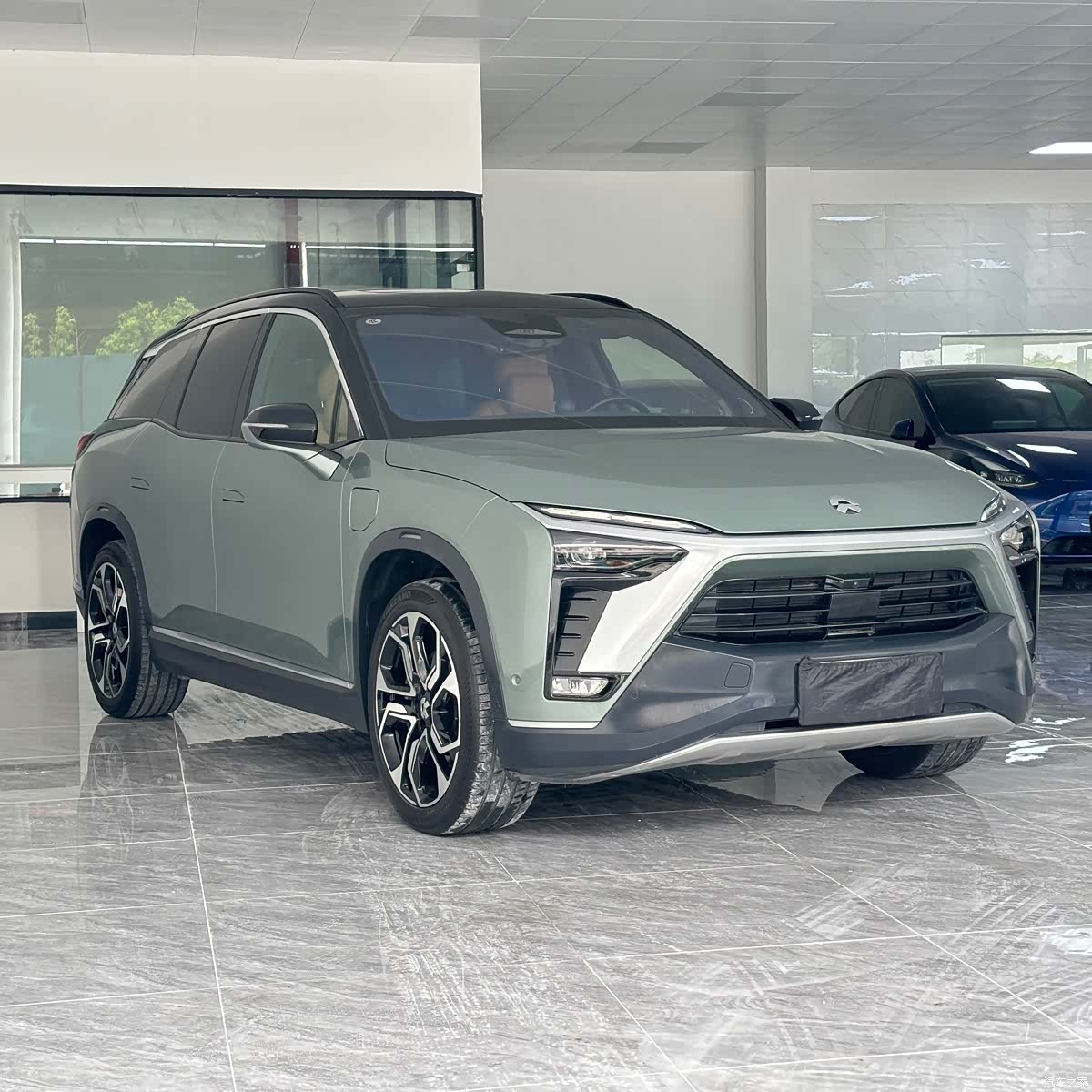 NIO ES8, 2021 4