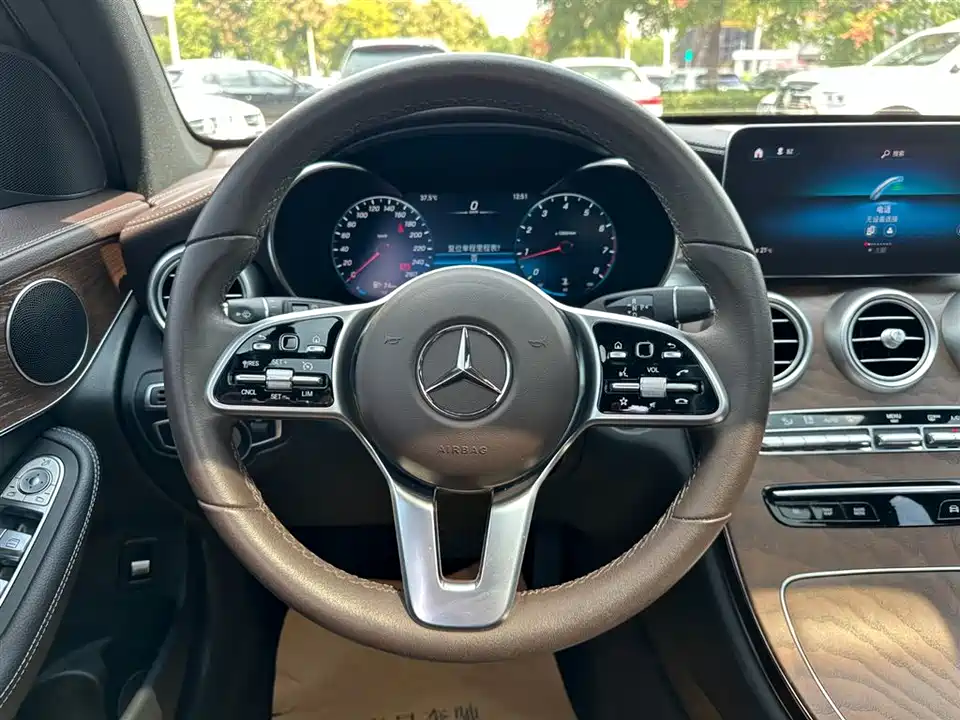 Mercedes-Benz GLC Mercedes-Benz GLC