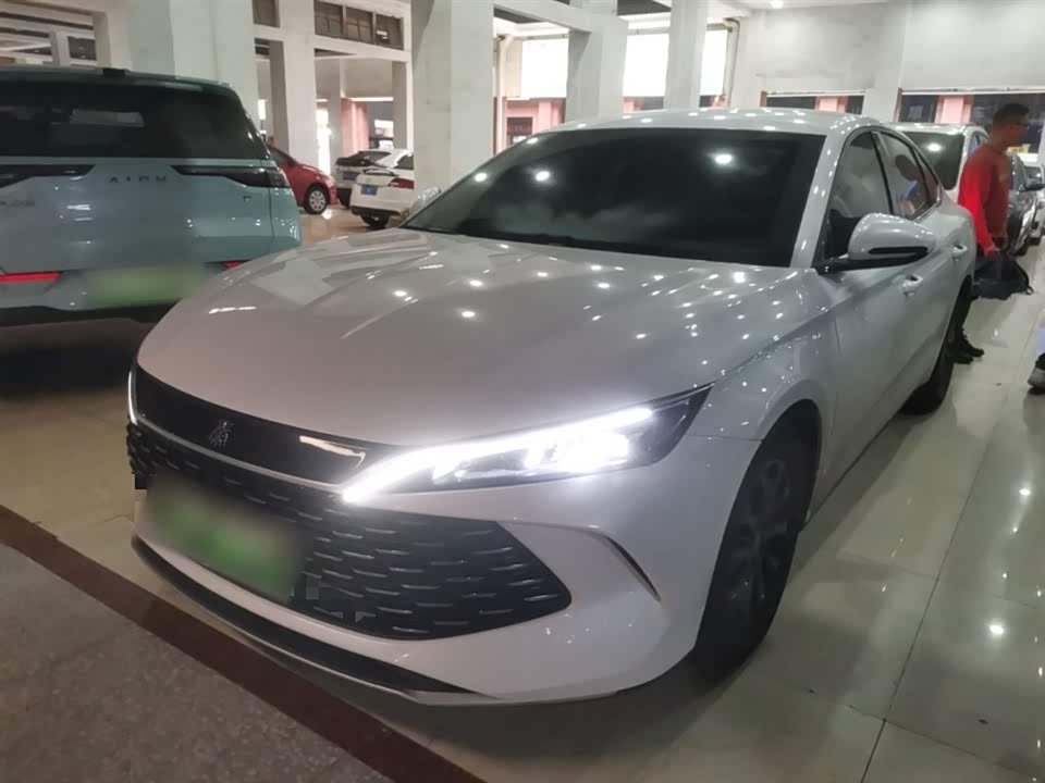 BYD Qin L