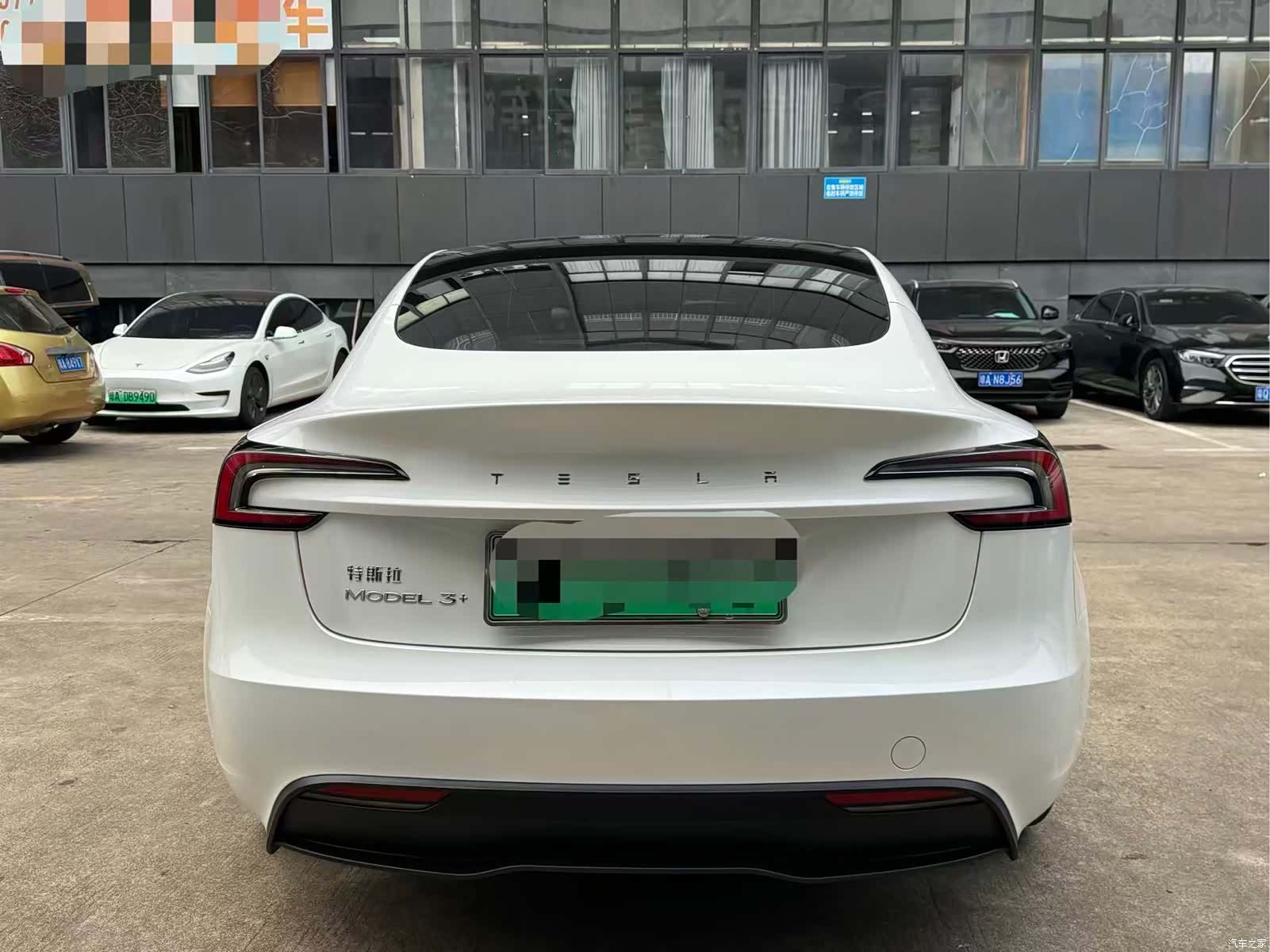 Tesla Model 3, 2024 9
