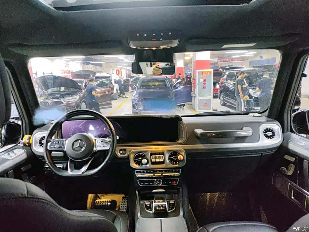 Mercedes-Benz G-Class, 2022 3