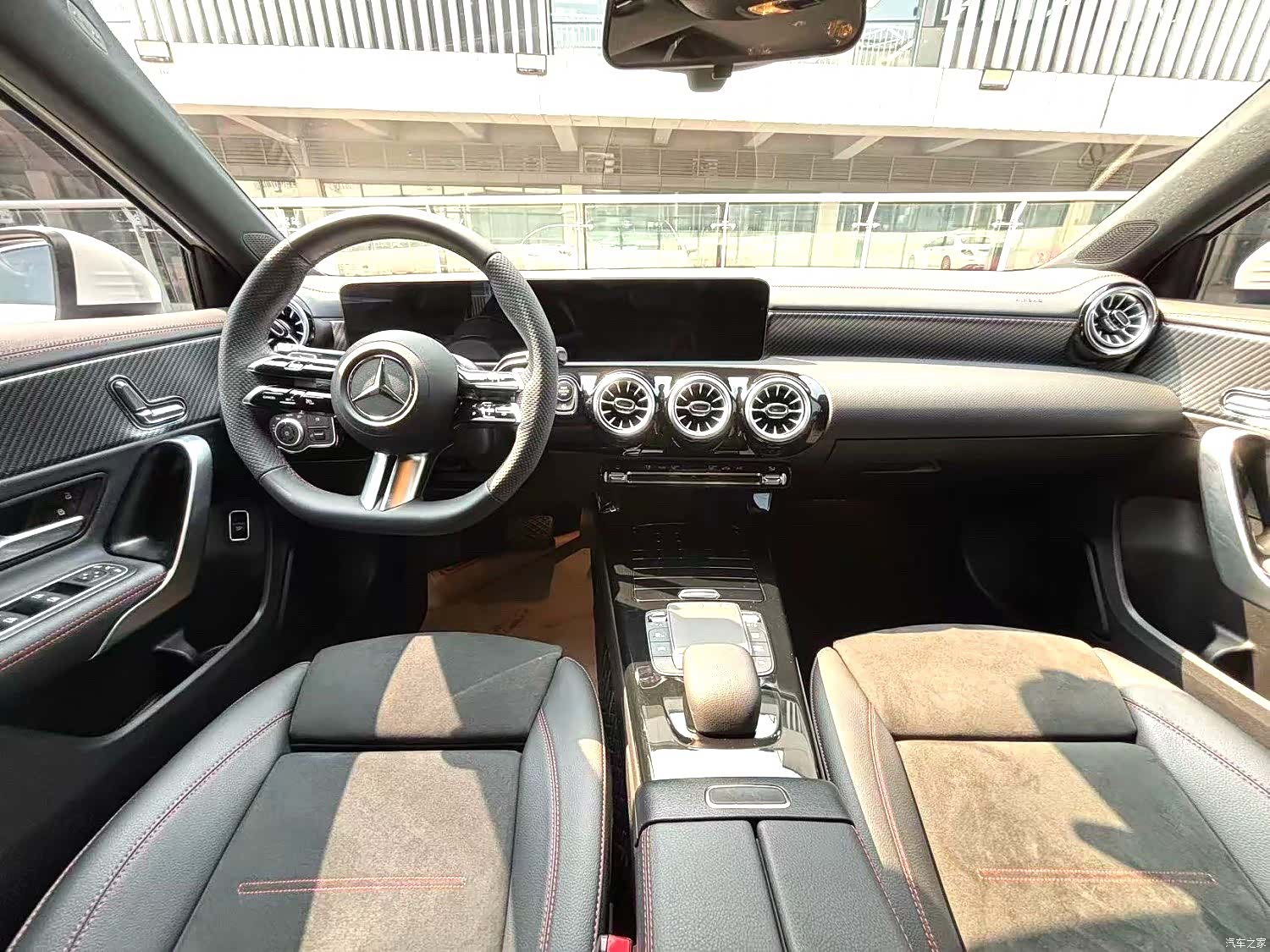 Mercedes-Benz A-Class, 2023 8