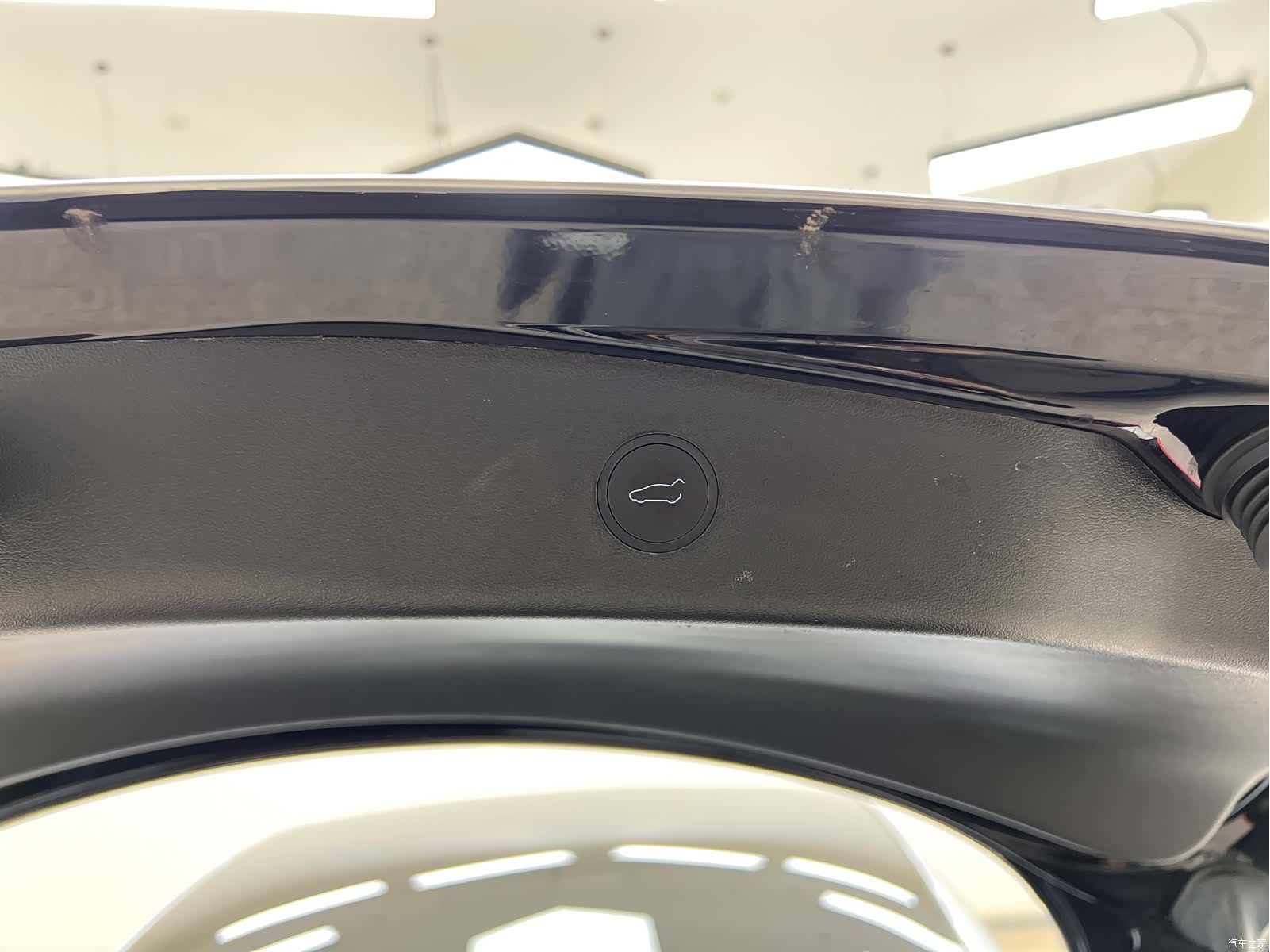 Tesla Model 3, 2023 35